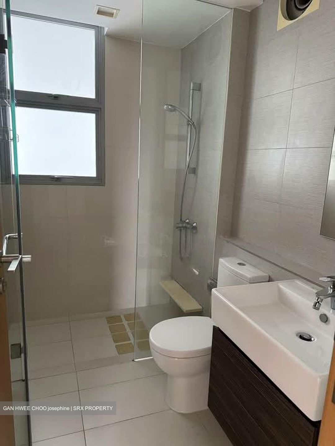 Prive (D19), Condominium #539148751